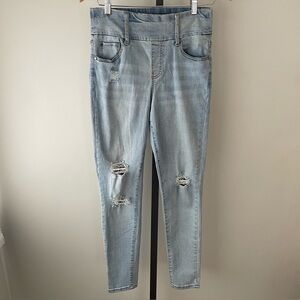 Queen The Label Constance Hall Royal Rogue Light Washed Distressed Denim Jeans